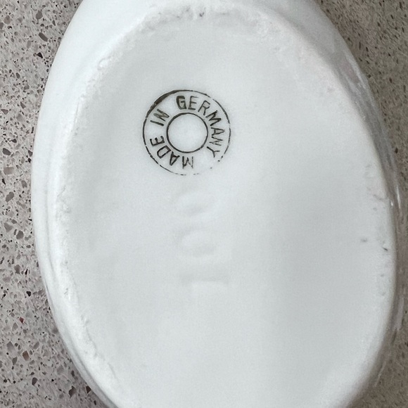 Pre 1920 German made Medical Porcelain Infant or Invalid Feeder with finger ring - Picture 7 of 8